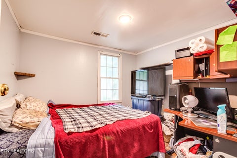 Tiny photo for 506 E Prospect St, LaFollette, TN 37766 (MLS # 1356074)
