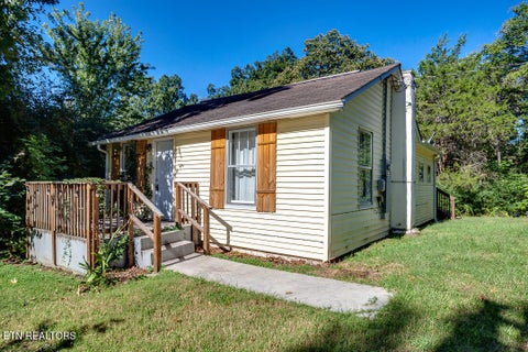 Tiny photo for 6835 Ridgeview Rd, Knoxville, TN 37918 (MLS # 1357864)