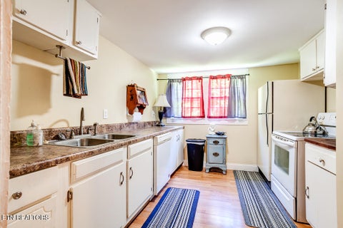 Tiny photo for 6835 Ridgeview Rd, Knoxville, TN 37918 (MLS # 1357864)