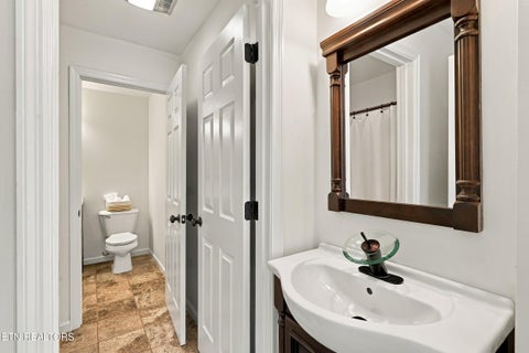Tiny photo for 2018 Duck Cove Drive, Knoxville, TN 37922 (MLS # 1360135)