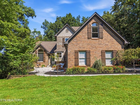 Photo of 2018 Duck Cove Drive, Knoxville, TN 37922 (MLS # 1360135)
