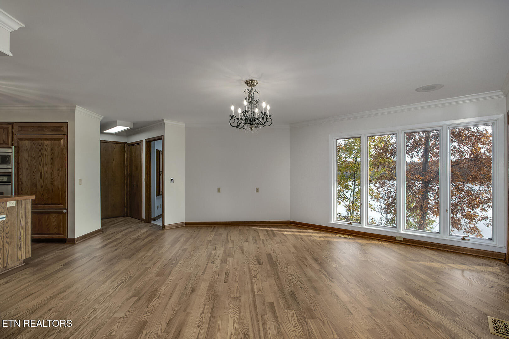 Loudon, Tennessee 37774, United States, 3 Bedrooms Bedrooms, ,4 BathroomsBathrooms,Residential,Active,246603