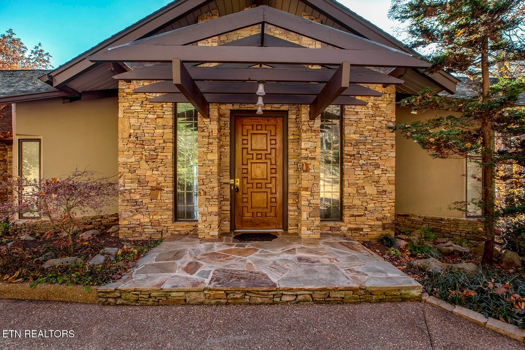 Photo of 122 Tigitsi Lane, Loudon, TN 37774 (MLS # 1322475)