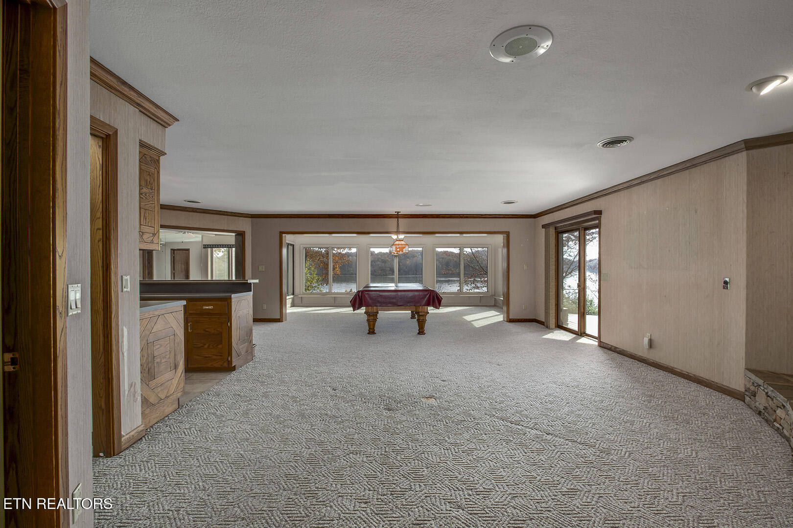 Loudon, Tennessee 37774, United States, 3 Bedrooms Bedrooms, ,4 BathroomsBathrooms,Residential,Active,246603