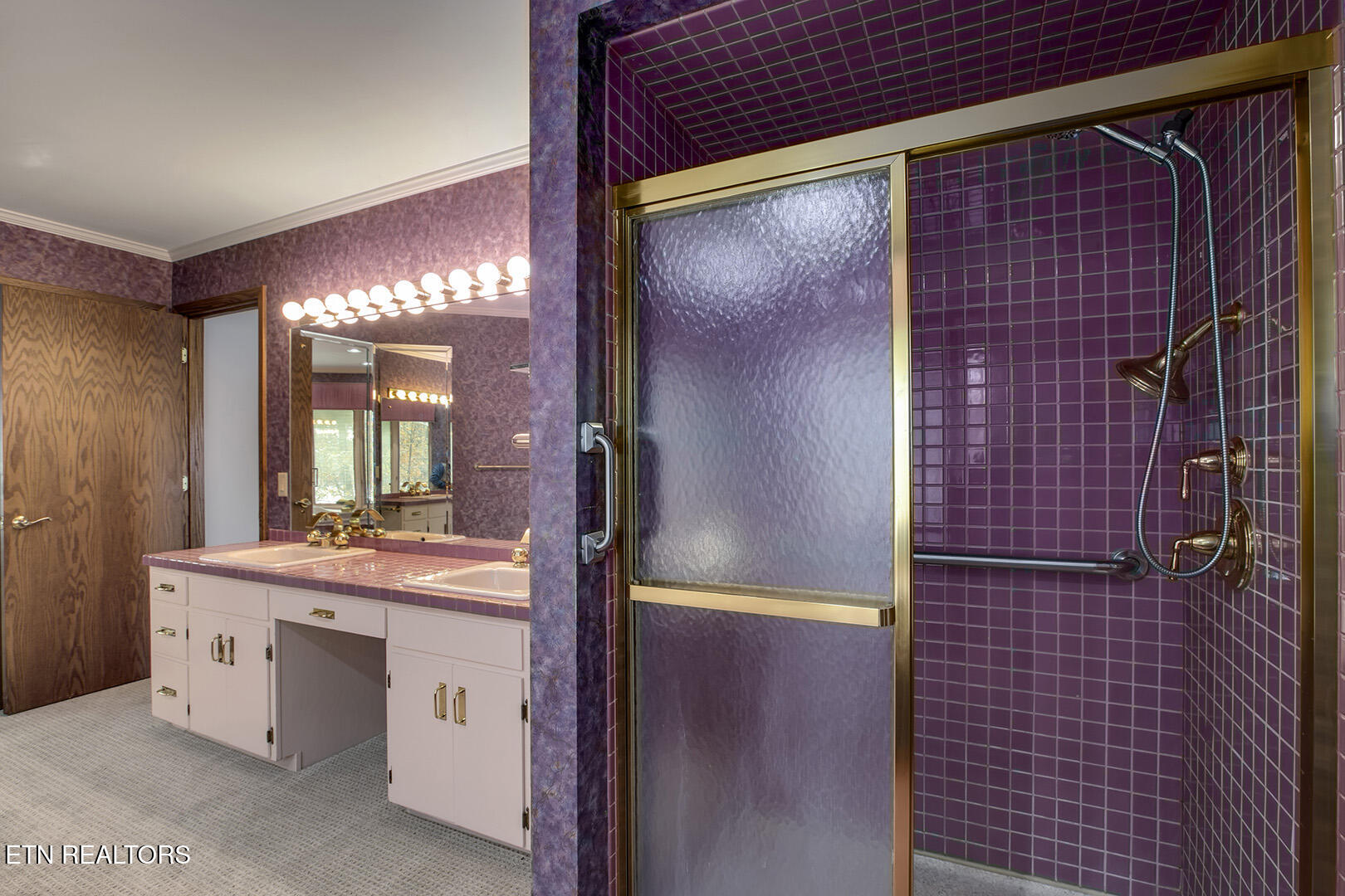 Loudon, Tennessee 37774, United States, 3 Bedrooms Bedrooms, ,4 BathroomsBathrooms,Residential,Active,246603