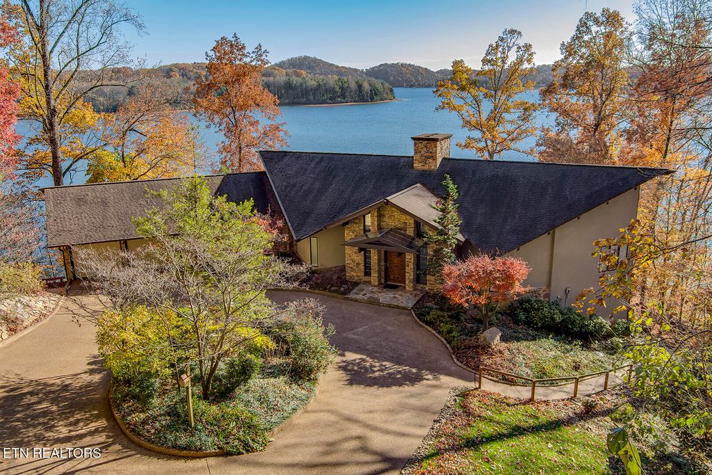 Photo of 122 Tigitsi Lane, Loudon, TN 37774 (MLS # 1322475)