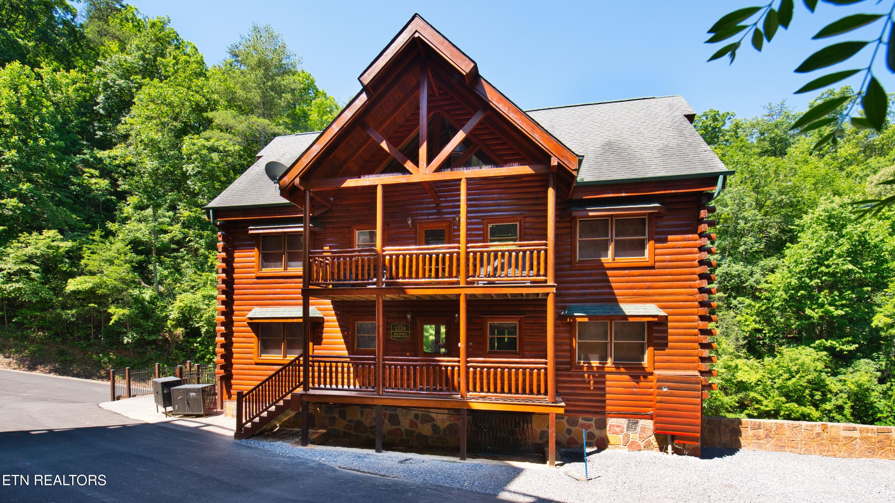 1124 Black Bear Cub Way