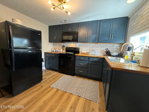 Tiny photo for 509 Taylor Rd, Knoxville, TN 37920 (MLS # 1339329)