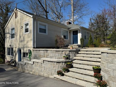 Photo of 509 Taylor Rd, Knoxville, TN 37920 (MLS # 1339329)