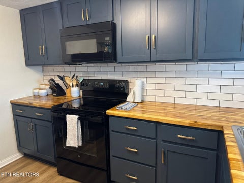 Tiny photo for 509 Taylor Rd, Knoxville, TN 37920 (MLS # 1339329)