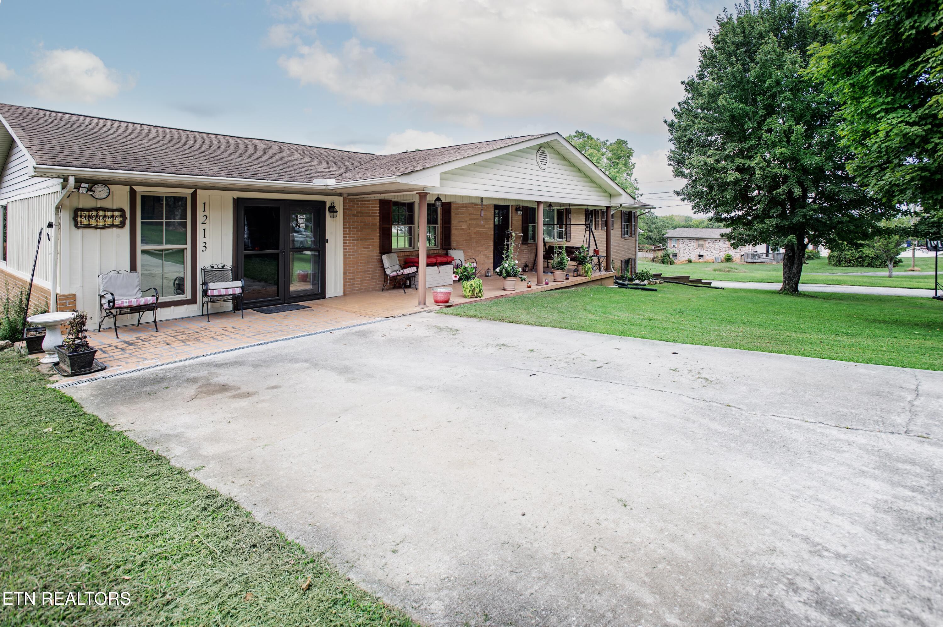 1213 Carter Drive