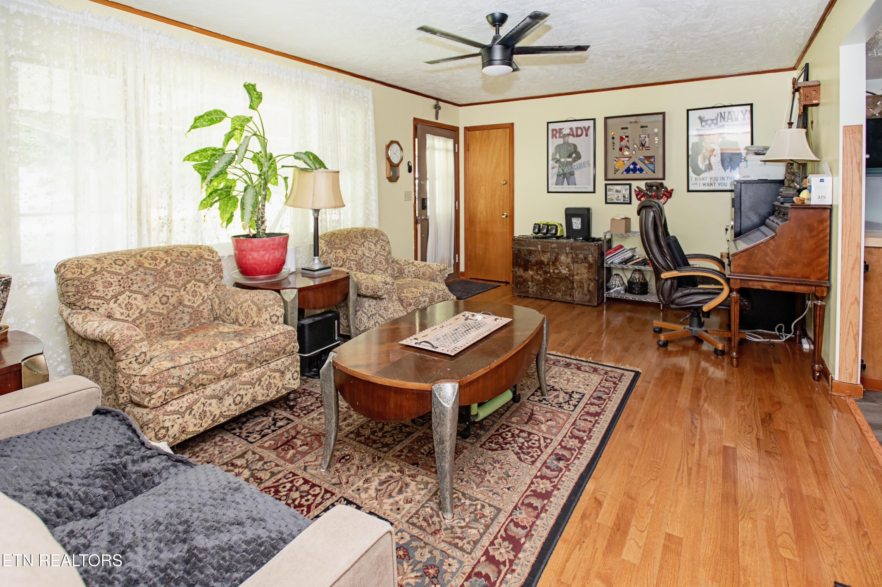1213 Carter Drive