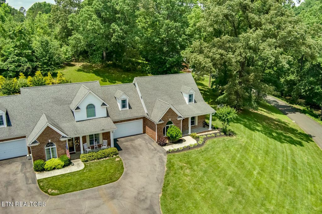 Photo of 430 Willow Springs Drive, Athens, TN 37303 (MLS # 1326404)