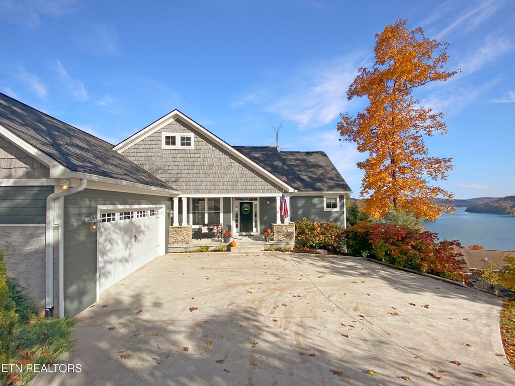 Photo of 148 Smokeys Point, LaFollette, TN 37766 (MLS # 1320976)