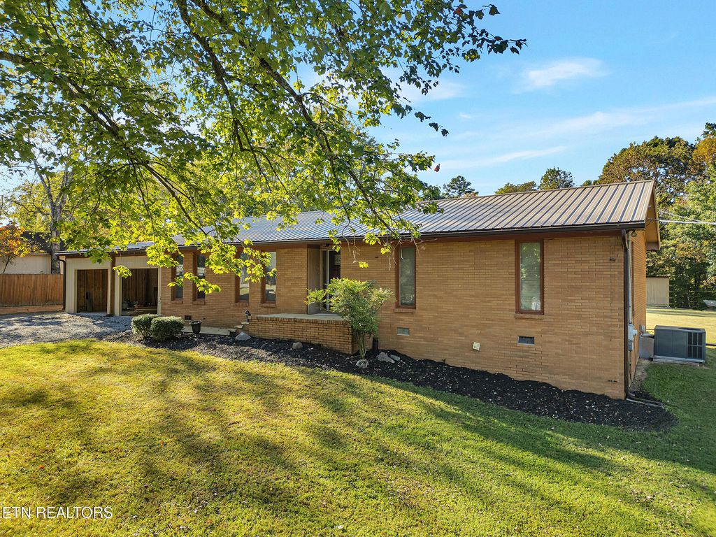 Photo of 4868 TVA Lab Rd, Louisville, TN 37777 (MLS # 1319085)