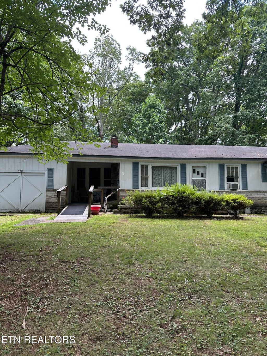 Photo of 628 Chilhowee School Rd, Seymour, TN 37865 (MLS # 1310800)