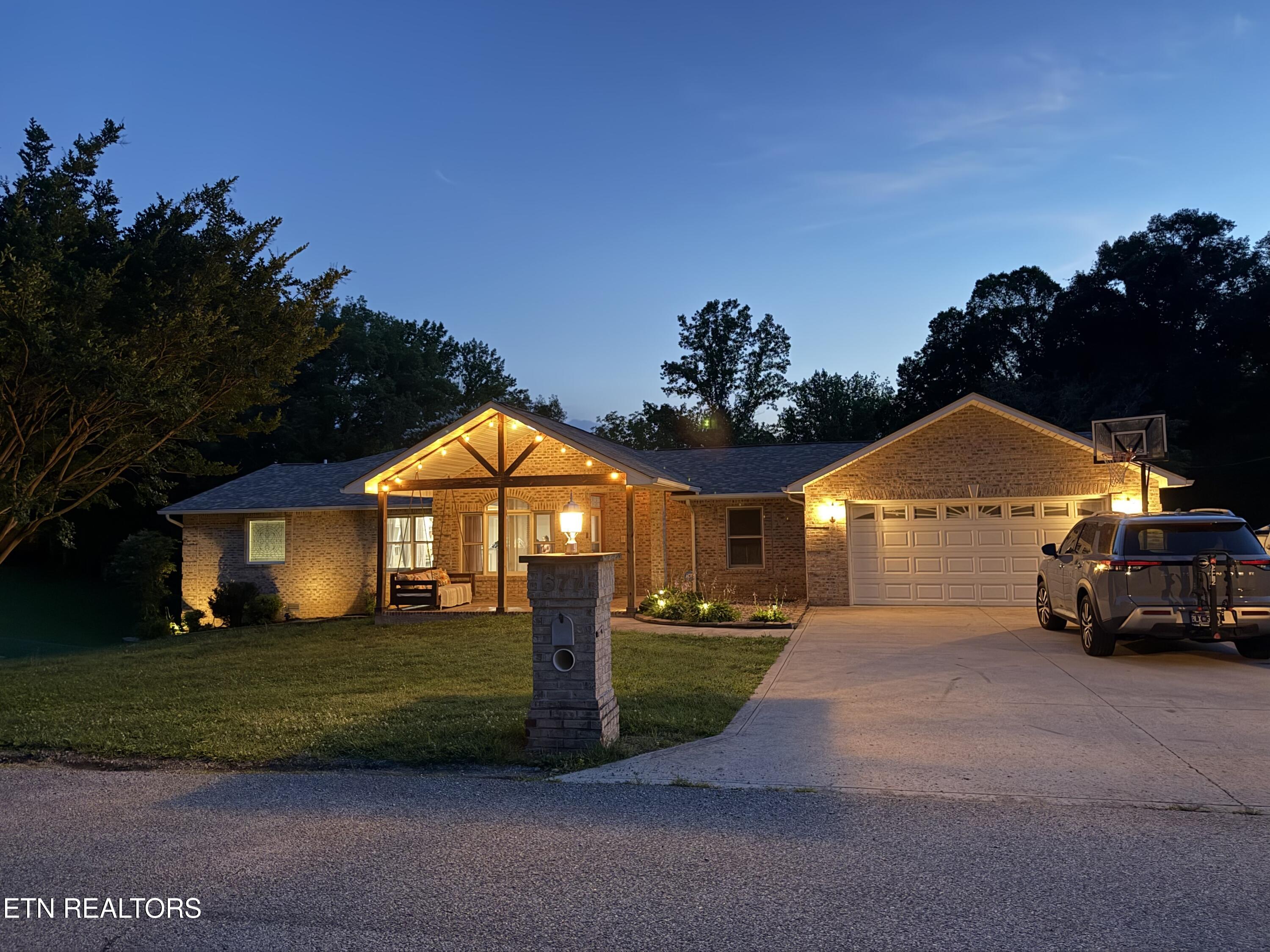677 Twin Hills Lane