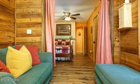 Tiny photo for 2033 Luzerne Drive, Gatlinburg, TN 37738 (MLS # 1347998)