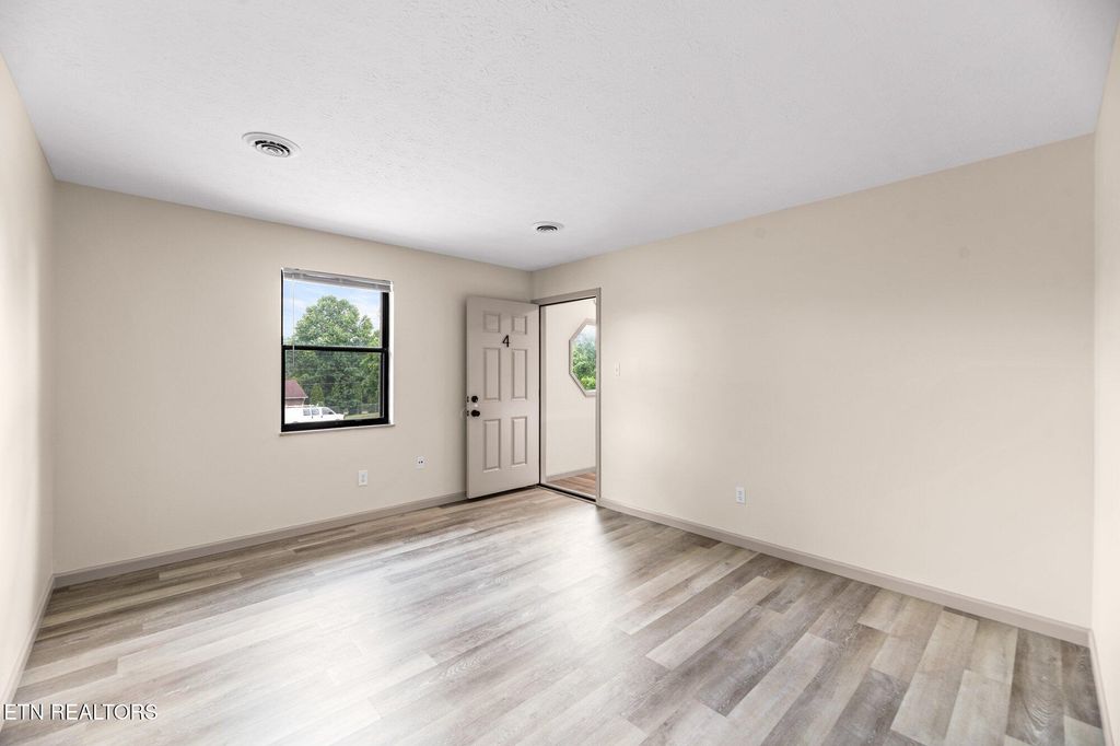 Photo of 4809 Cannon Ridge Drive #1, Knoxville, TN 37918 (MLS # 1336230)