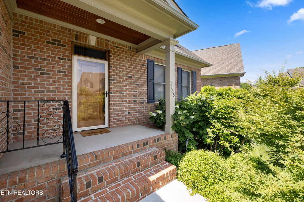 Photo of 1166 Highgrove Gardens Way, Knoxville, TN 37922 (MLS # 1340757)