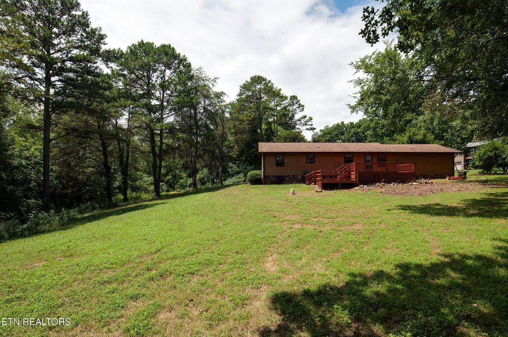 Photo of 401 Burns Lane, Seymour, TN 37865 (MLS # 1310960)