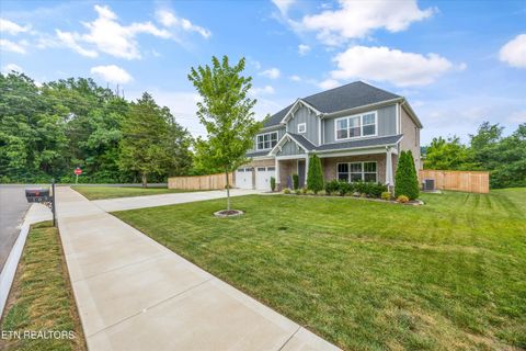 Tiny photo for 105 Ashton Fields Drive, Lenoir City, TN 37772 (MLS # 1331611)