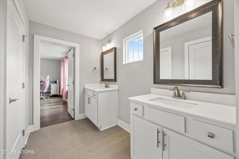 Tiny photo for 105 Ashton Fields Drive, Lenoir City, TN 37772 (MLS # 1331611)