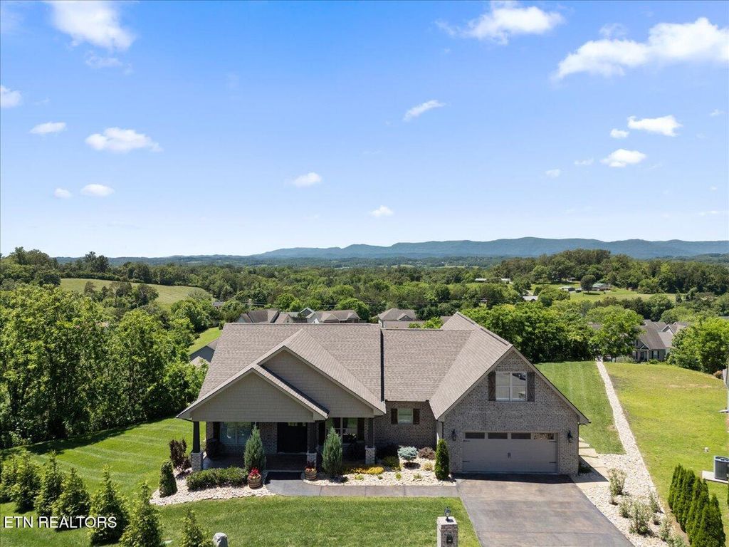 Photo of 129 Carly Ridge Way, Clinton, TN 37716 (MLS # 1303074)