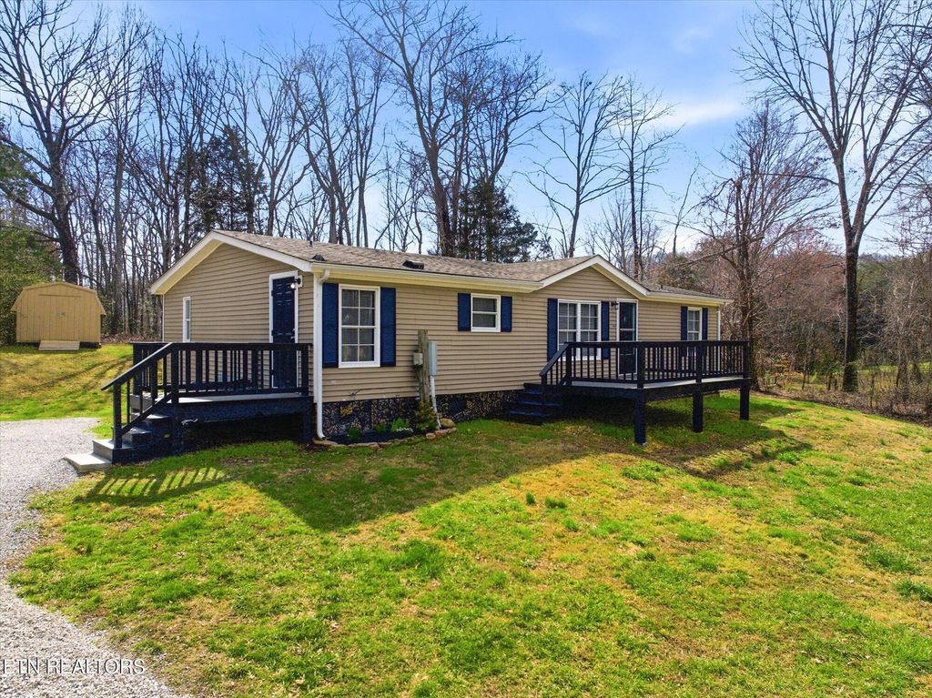 Photo of 64 County Road 100, Decatur, TN 37322 (MLS # 1332338)