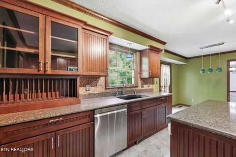 Tiny photo for 135 Claremont Rd, Oak Ridge, TN 37830 (MLS # 1353769)
