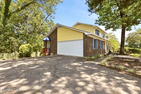 Tiny photo for 135 Claremont Rd, Oak Ridge, TN 37830 (MLS # 1353769)