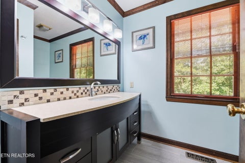 Tiny photo for 135 Claremont Rd, Oak Ridge, TN 37830 (MLS # 1353769)