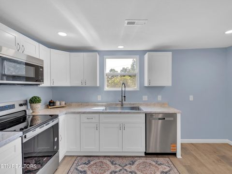 Tiny photo for 7915 Corryton Luttrell Rd, Corryton, TN 37721 (MLS # 1303479)