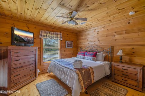 Tiny photo for 309 Elk Cove Way, Gatlinburg, TN 37738 (MLS # 1317391)