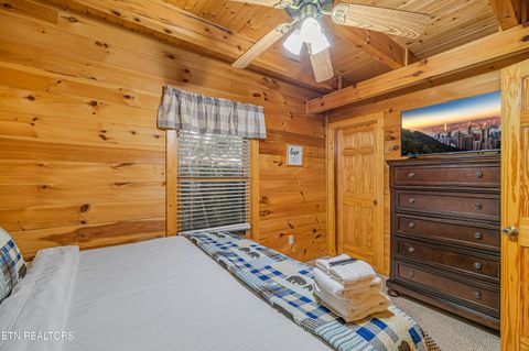 Tiny photo for 309 Elk Cove Way, Gatlinburg, TN 37738 (MLS # 1317391)