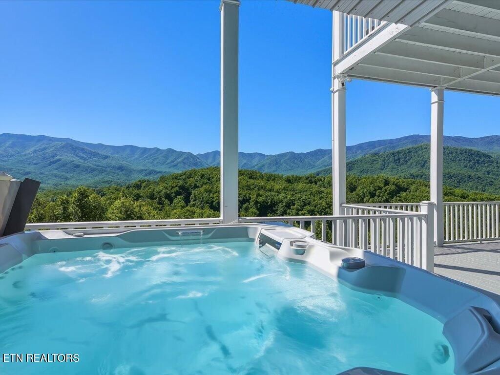 Photo of 270 Sonshine Ridge Rd, Cosby, TN 37722 (MLS # 1340976)