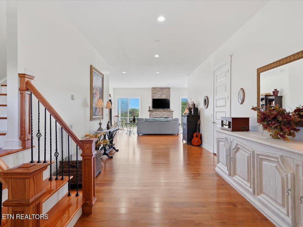 270 Sonshine Ridge Rd, Cosby, TN, 37722, USA, 2 Bedrooms Bedrooms, ,4 BathroomsBathrooms,Residential,Active,270 Sonshine Ridge Rd,1340976