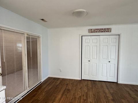 Tiny photo for 34 Hampton Square, Crossville, TN 38555 (MLS # 1319388)