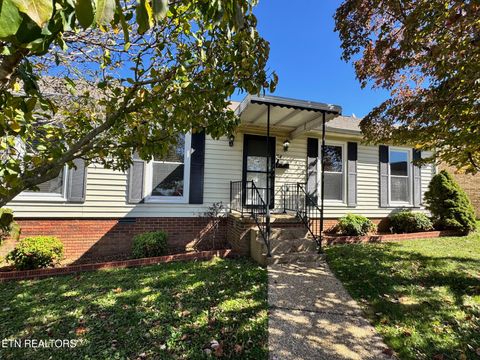 Tiny photo for 34 Hampton Square, Crossville, TN 38555 (MLS # 1319388)