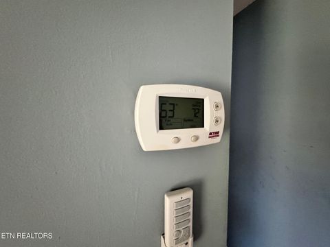 Tiny photo for 34 Hampton Square, Crossville, TN 38555 (MLS # 1319388)