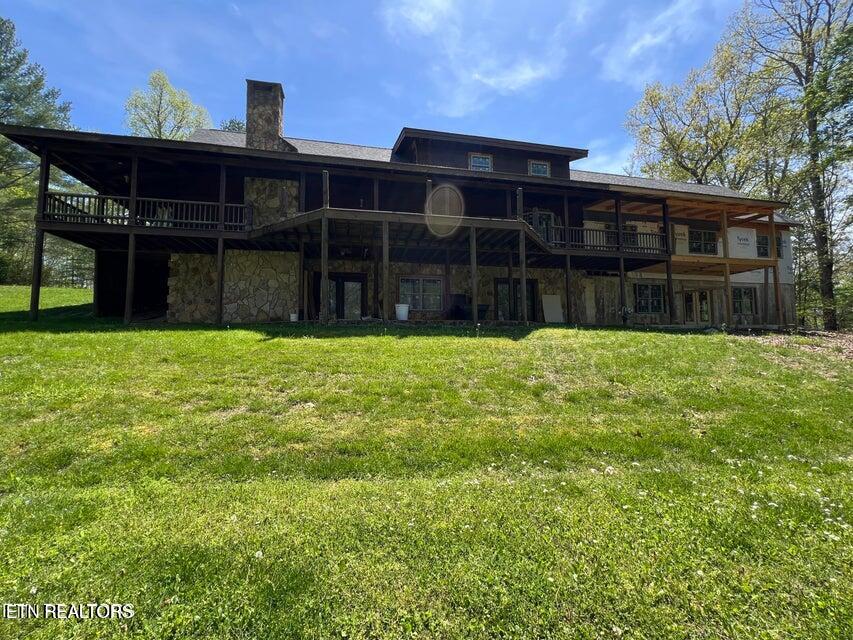1631 Grave Hill Rd