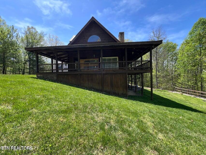 1631 Grave Hill Rd