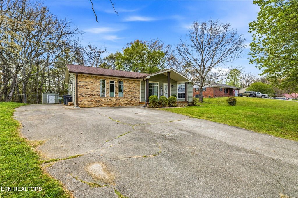 Photo of 169 Boyd St, Dayton, TN 37321 (MLS # 1334269)