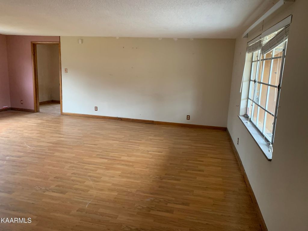 Photo of 9716 Strawberry Plains Pike, Strawberry Plains, TN 37871 (MLS # 1217011)