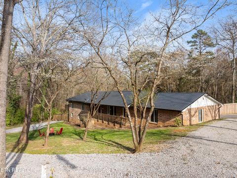 Photo of 6720 Ridgeview Rd, Knoxville, TN 37918 (MLS # 1334320)