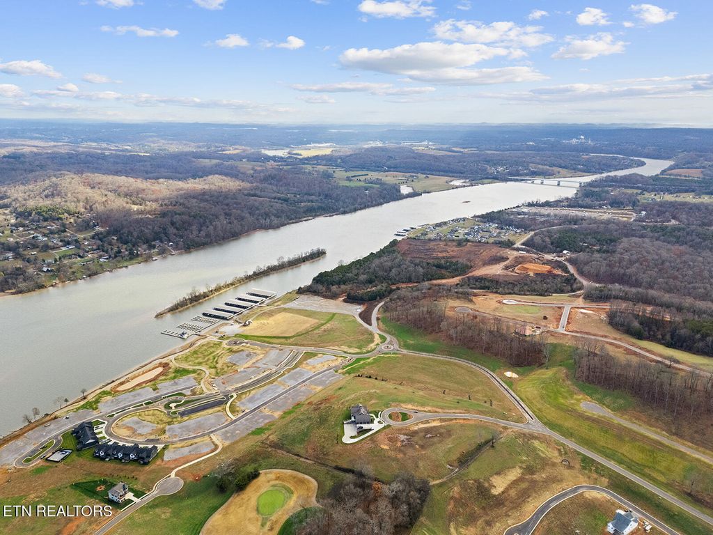 Photo of 135 Magnolia Hill Hl, Loudon, TN 37774 (MLS # 1323595)