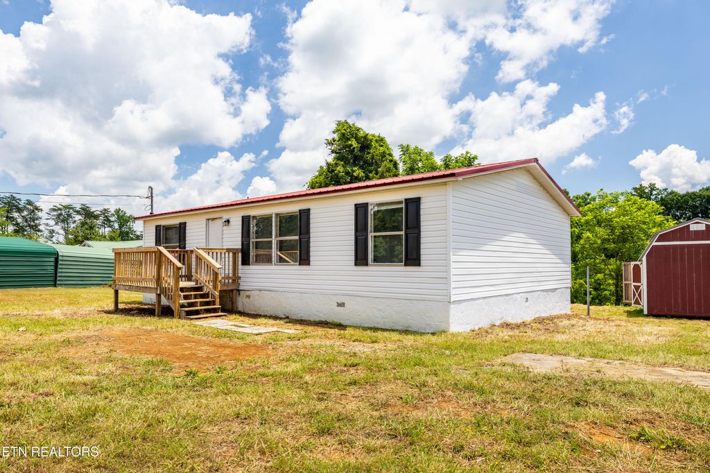 Photo of 1768 Fain Cemetery Rd, Dandridge, TN 37725 (MLS # 1307221)