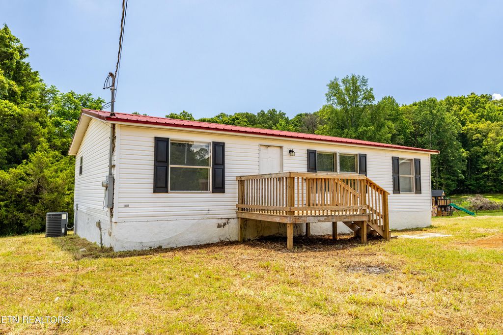 Photo of 1768 Fain Cemetery Rd, Dandridge, TN 37725 (MLS # 1307221)