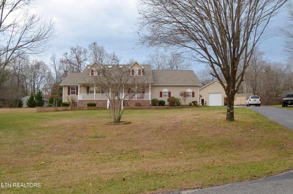Photo of 170 Pin Oak Lane, Crossville, TN 38555 (MLS # 1322981)
