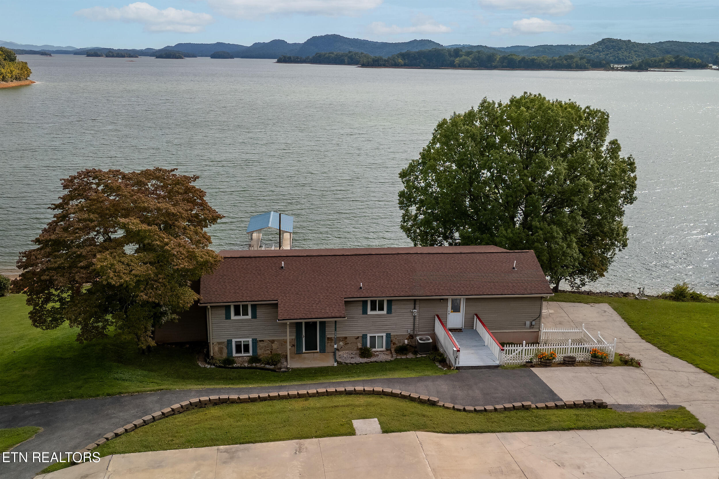 596 Chahokia Drive